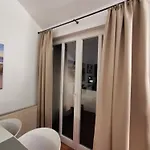 Apartament Schickes Studioapartment Mit Balkon