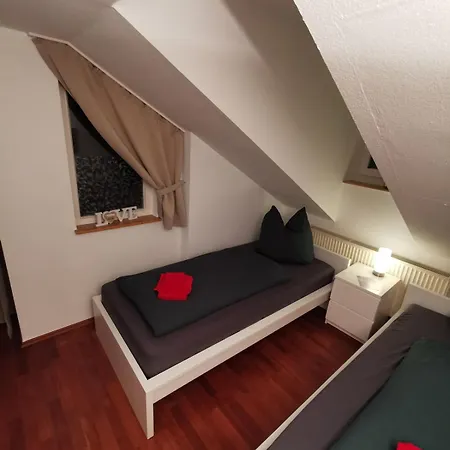 Schickes Studioapartment Mit Balkon