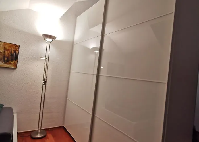 Lägenhet Schickes Studioapartment Mit Balkon