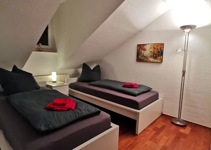 Schickes Studioapartment Mit Balkon Lägenhet *